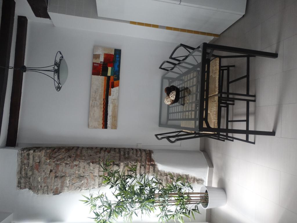 Malaga Apartamentos - Nuno Gomez, 24 Eksteriør billede