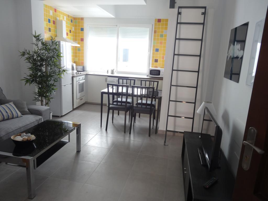 Malaga Apartamentos - Nuno Gomez, 24 Eksteriør billede