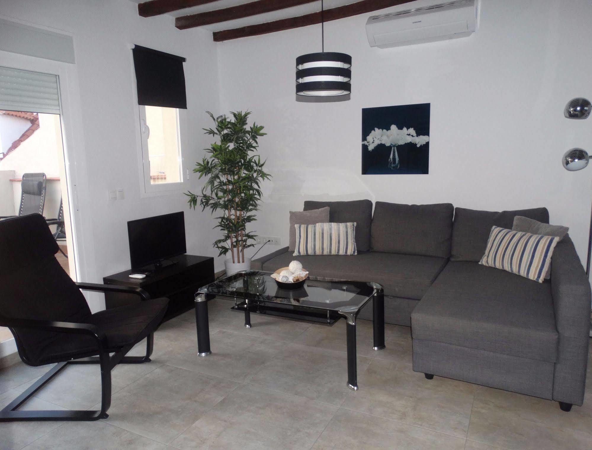 Malaga Apartamentos - Nuno Gomez, 24 Eksteriør billede