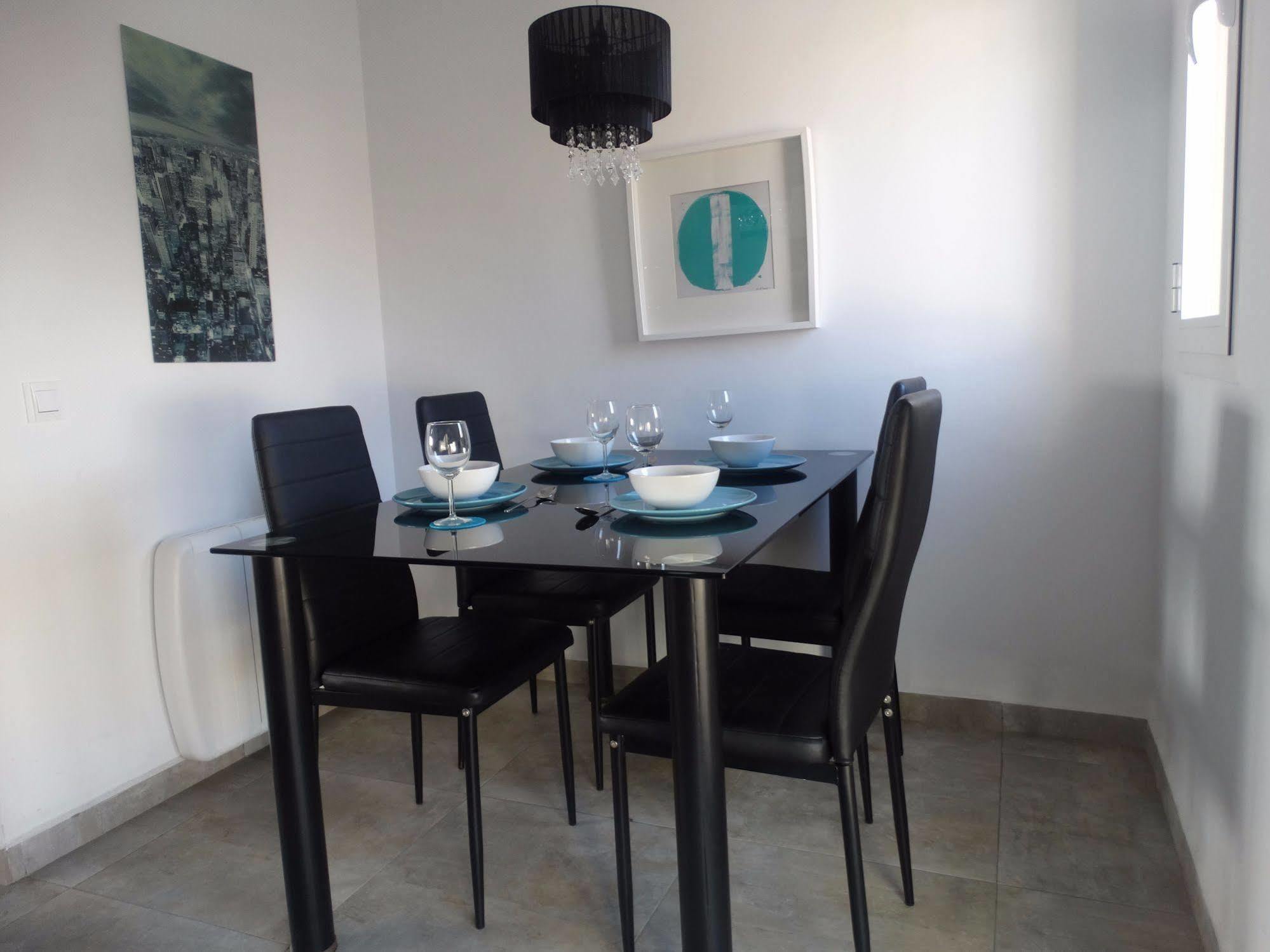 Malaga Apartamentos - Nuno Gomez, 24 Eksteriør billede