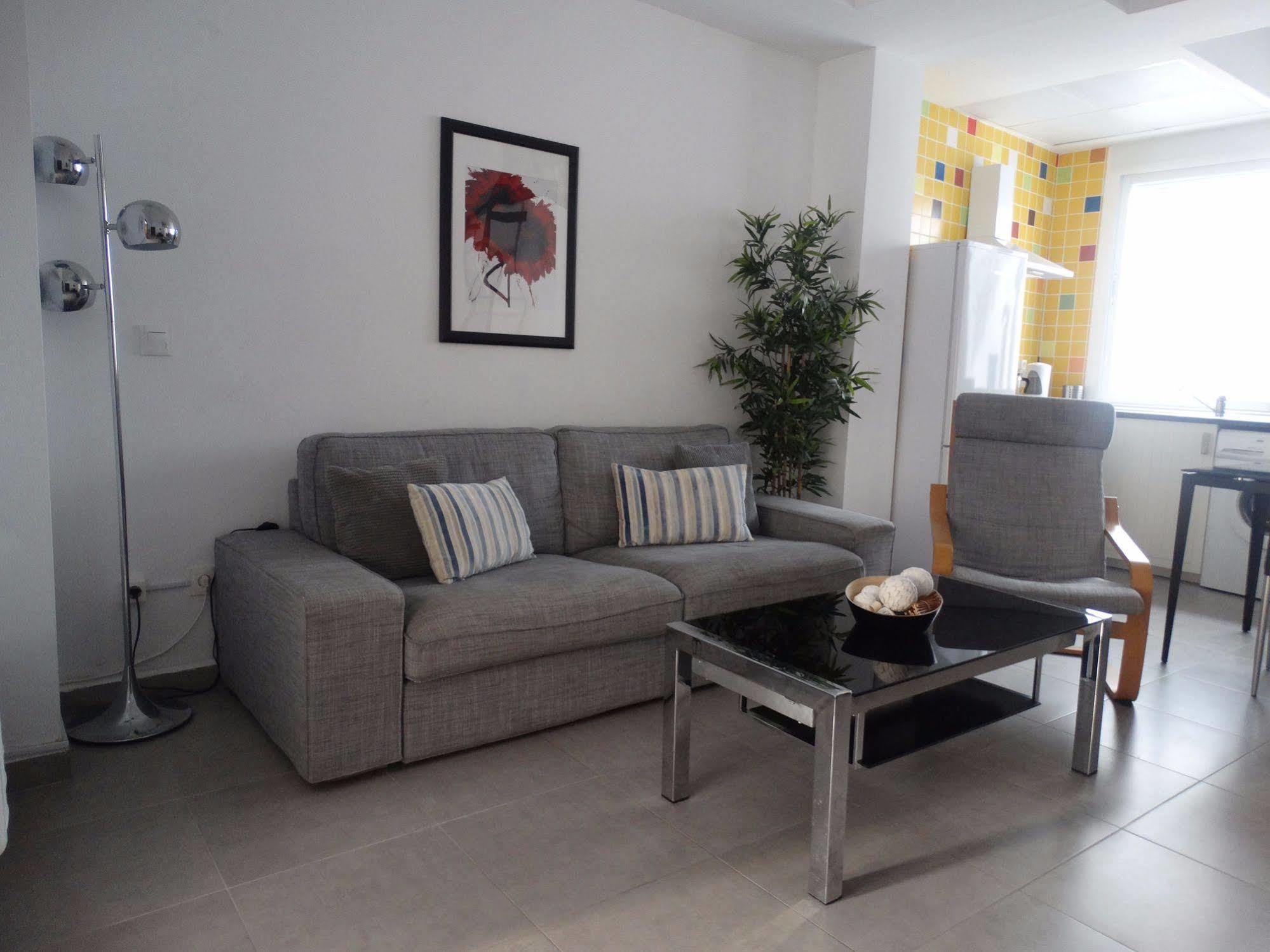 Malaga Apartamentos - Nuno Gomez, 24 Eksteriør billede